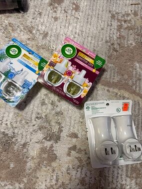 Air Wick Essential Oil Plug-In Refill Pack - Floral & Fresh Scents
